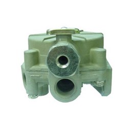R8 RELAY VALVE